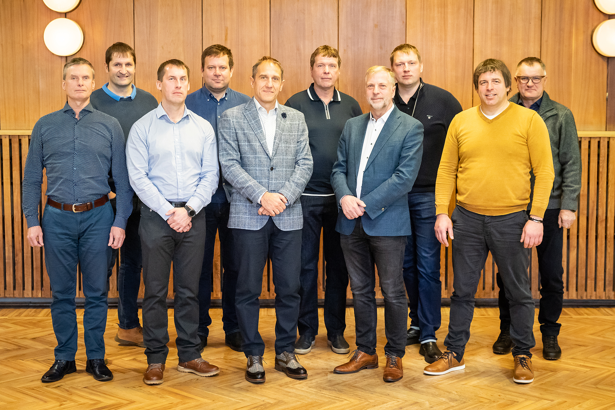 Combiwood management group photo